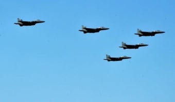 [속보] 러시아 군용기 1대 독도 영공 침범, 군 경고사격