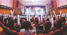 LoL파크로,  PC방으로… 올 여름 ‘롤캉스’ 떠나세요