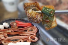 부산을 떠올리면 가장먼저 생각나는 향토음식 ‘부산  꼼장어’