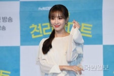 ‘쌉니다 천리마마트’ 사랑스러운 미소 정혜성