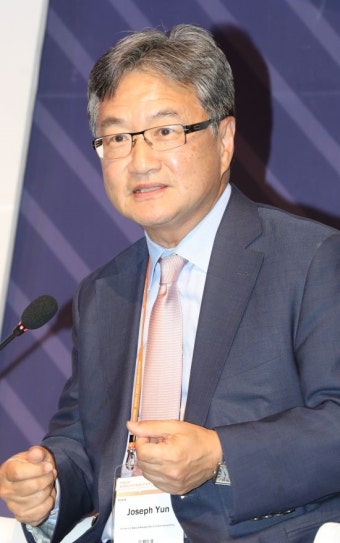 조셉 윤 “트럼프, 선거 전 북·미 정상회담 원할 것…평양행 가능성”