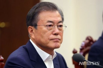 문 대통령, “조국-윤석열 조합 검찰개혁 꿈 같은 희망됐다”