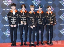 오늘은 해리포터 ‘투모로우바이투게더’