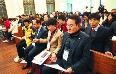 복음으로 꽃피운 ‘이화’ 킬링필드에 사랑 심다
