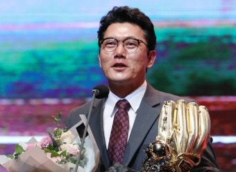 ‘김민호 코치 아들’ 한화 김성훈 사망… 9층 옥상서 실족사