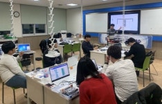 “소외 학생들에게 희망의 빛을 전하다” - 익산 STEAM연구회