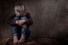 아이들 독방에 두는 건 ‘학대’… 인천 어린이집 교사 입건