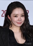 빠져드는 눈빛 ‘서우’