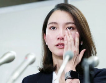 日 ‘미투상징’ 승소… “2년간 살아남아, 죽지않아 다행”