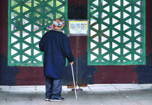 살아나던 소비 심리, 코로나19 초대형 악재에 다시 ‘꽁꽁’