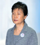 “보수 합쳐라” 박근혜의 옥중 훈수