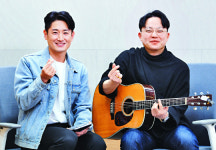 “함께 손잡으면 대구∼” 코로나19 극복 힘 모아 노래