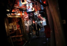“술집 갔다 말 못해” 日도쿄 유흥가 ‘조용한 확산’ 비상