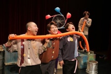 [김건표 교수의 연극이야기] 96, 고재경 연출 넌버벌 놀이극 “정크, 크라운”