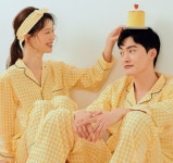 길어진 집콕서 찾는 ‘소확행’…홈웨어 입고 홈카페 꾸미고