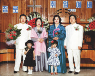 1988년 서울 가락동 지하상가서 새에덴교회 개척