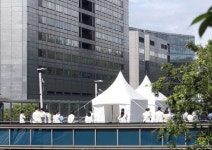 [속보] 강남구 “삼성서울병원 추가 확진자 0…자가격리 121명”