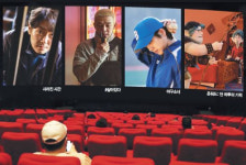 코로나 시대에… 그립다 영화의 감동, 더 그립다 극장의 감흥