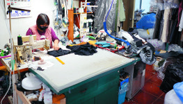 “엄마가 미안해, 봉제노동자라서” 전태일 자리 채운 엄마들