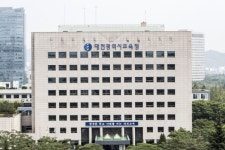 “돈받고 자는 日여성 신종직업” 어느 중학교의 진로교육