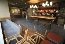 “카페 대신 맥도날드 간다네요”…카페 취식 금지에 자영업자들 반발