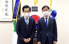 안병용 의정부시장, 신임 의정부세무서장과 환담