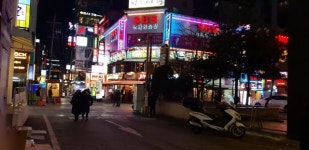 “9시보단 10시가 나아”… “소주 1, 2병 더 팔았을 뿐”