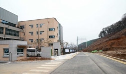 4년간 3곳 퇴짜 끝에…용인 최초 특수학교 드디어 개교