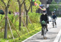 서울시민 얼굴에 웃음 꽃 피운 사람숲길