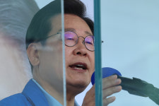 이재명 “국방장관, 민간인이 맡는 게 바람직…군인 임명이 관행”