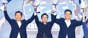 “李정부 성공 뒷받침” 김민석 통했다… 강성 일변도에 브레이크