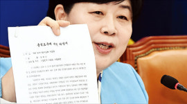 與 ‘조희대 불출석’ 어쩌나… 탄핵 추진하자니 여론 역풍 우려