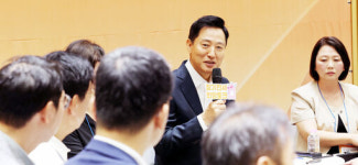오세훈, ‘20년 장기전세 연장’ 요구에 “비양심 억지”