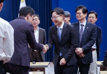 신임 靑 비서실장에 임광현 국세청장