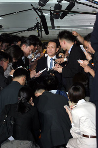 “탄핵논란 언론이 배후 조종”