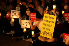 불신초래한 정부·언론이 촛불 시민 참여로