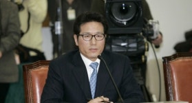 조선-중앙일보 ‘카지노 충돌’, 한나라는 누구 편?