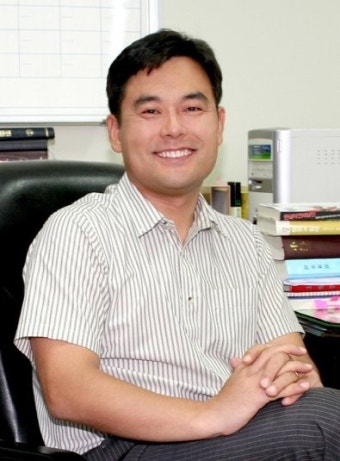 현직 경찰간부 “뱀잡는 것도 경찰 일이냐”
