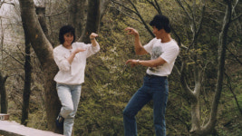 평생 말 한 마디 못 해본 부모와 그 딸