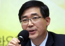 김영국 KBS 방송본부장, KT스카이라이프 사장 내정 논란