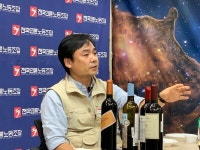 선후배 사이  '낀 세대' 기자들이 말하는 뉴스룸 세대 갈등 해법