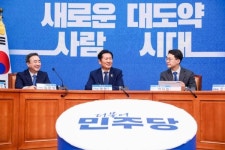 민주당, 하정우 AI수석 이어 국가AI전략위 부위원장도 선거 영입
