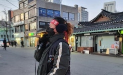 20대 여성 용접사 “평생 용접하고 싶어서 투쟁합니다”