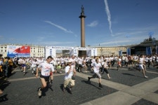 삼성전자, 러시아 백야(白夜)를 달리다