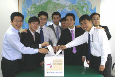 현대상사, 점심 거르고 사랑 얻었어요