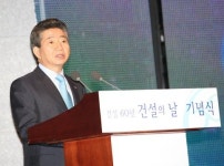 盧, 주택경기 의존한 단기부양없다