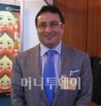 바이오 아웃소싱은 트랜드-제넨텍 이사