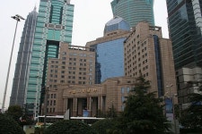 金融中華, 용틀임하는 대륙