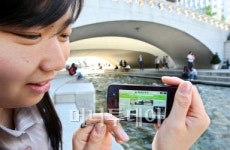 PC랑 똑같네 인터넷을 삼킨 휴대폰