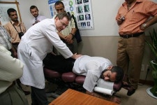 마비된 몸 한방으로 고쳤어요